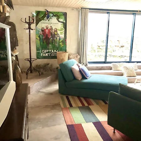 Grange Spacieuse Et Elegante *